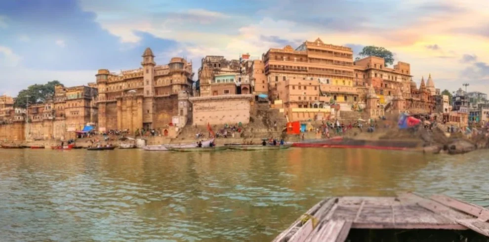 Kasi Tour Package – 6 Nights 7 Days Spiritual Journey